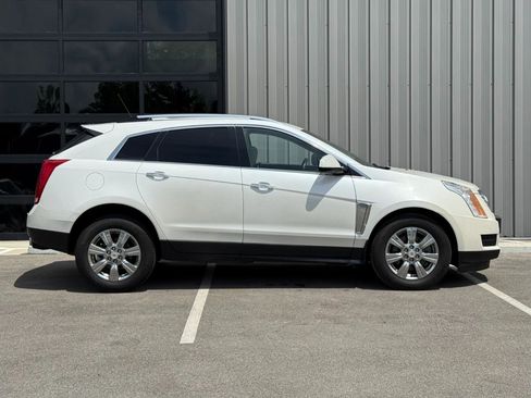 Used 2016 Cadillac SRX Luxury w/ Driver Awareness Package AWD/4WD image 4