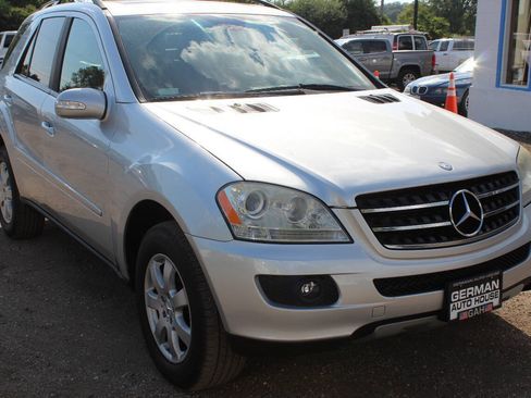 Used 2007 Mercedes-Benz ML 320 4MATIC image 3