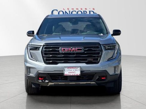 Used 2026 GMC Acadia AT4 AWD/4WD image 9