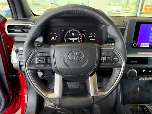 New 2026 Toyota 4Runner SR5 image 17