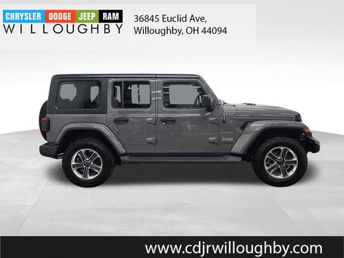 Used 2020 Jeep Wrangler Unlimited Sahara w/ Uconnect 4C Nav & Sound Group AWD/4WD image 4