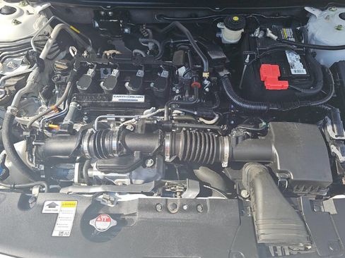 Used 2019 Honda Accord EX image 11