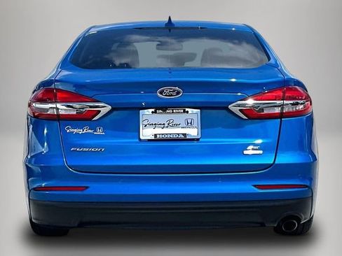 Used 2020 Ford Fusion SE FWD image 6