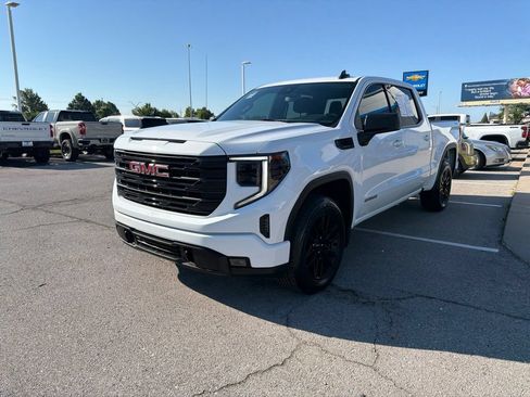 Used 2023 GMC Sierra 1500 Elevation AWD/4WD image 7
