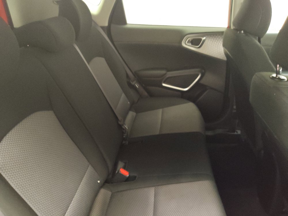 Used 2022 Kia Soul LX w/ Technology Package FWD image 19