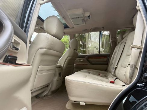 Used 2003 Lexus LX 470 4WD image 45