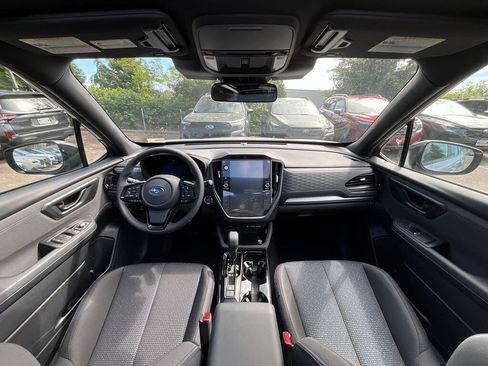 Used 2025 Subaru Forester Premium AWD/4WD image 15