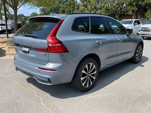 Used 2023 Volvo XC60 B5 Plus AWD/4WD image 8