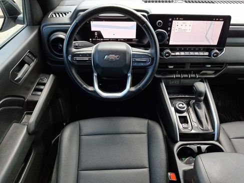 Used 2026 Chevrolet Colorado Trail Boss AWD/4WD image 11