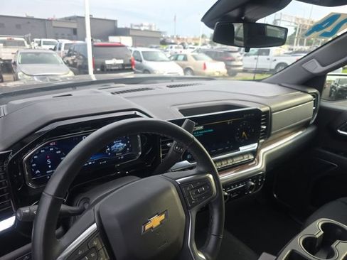 Certified 2024 Chevrolet Silverado 1500 LT AWD/4WD image 14