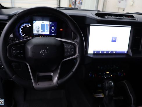 Used 2022 Ford Bronco Outer Banks w/ Sasquatch Package image 19