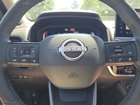 New 2026 Nissan Rogue Platinum AWD/4WD image 19