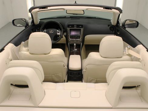 Used 2011 Lexus IS 250C image 54