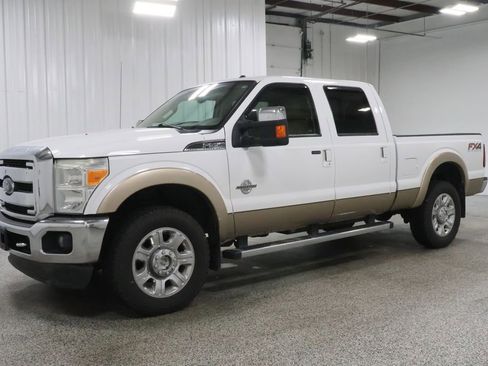 Used 2014 Ford F350 Lariat w/ Lariat Ultimate Package AWD/4WD image 2
