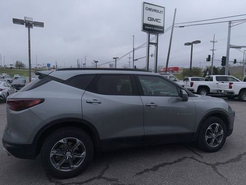Used 2024 Chevrolet Blazer LT w/ Convenience Package FWD image 10