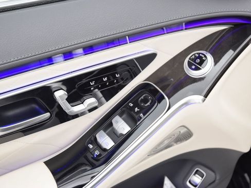 Certified 2022 Mercedes-Benz S 580 4MATIC Sedan image 21