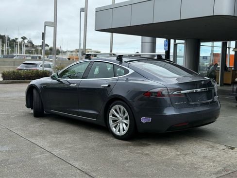 Used 2017 Tesla Model S 100D image 5