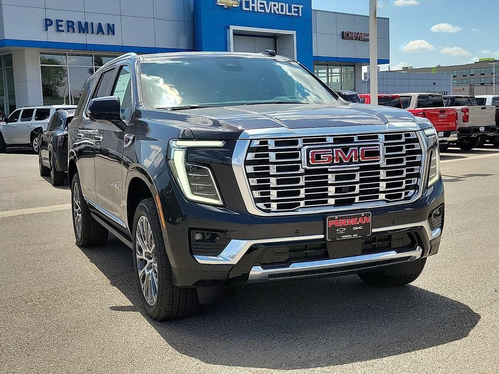 New 2026 GMC Yukon Denali w/ Denali Reserve Package AWD/4WD image 2