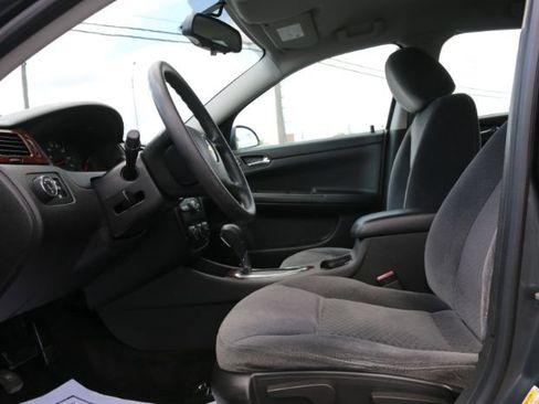 Used 2011 Chevrolet Impala LS image 6