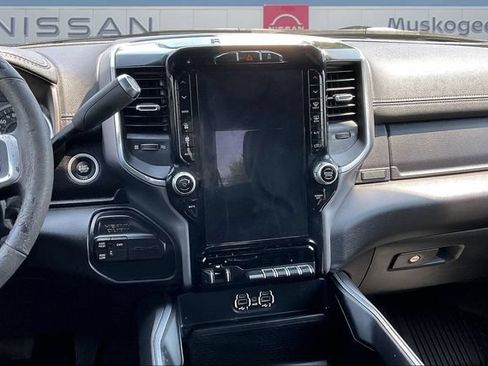 Used 2022 RAM 3500 Laramie AWD/4WD image 10