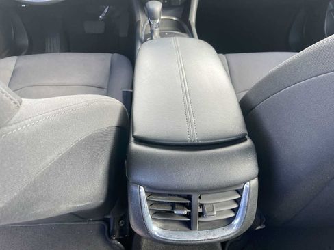 Used 2022 Chevrolet Malibu LT FWD image 21
