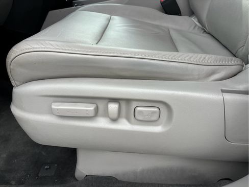 Used 2011 Honda Pilot EX-L image 9