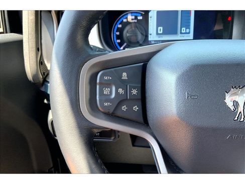 Used 2024 Ford Bronco Outer Banks AWD/4WD image 17