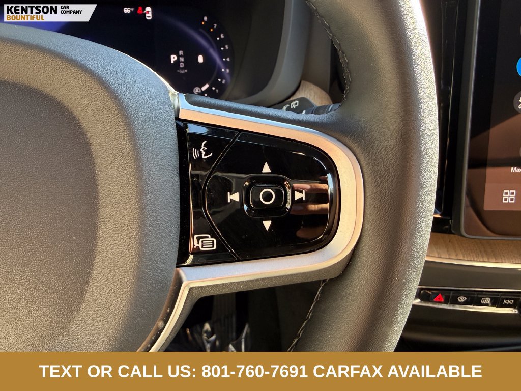 Used 2026 Volvo XC60 B5 Plus AWD/4WD image 14