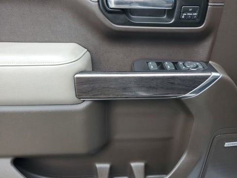 Used 2020 Chevrolet Silverado 1500 LTZ w/ LTZ Plus Package image 17