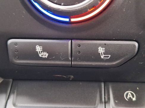 Used 2020 Chevrolet Silverado 1500 LT w/ All-Star Edition image 19