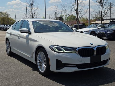 Used 2023 BMW 530i xDrive AWD/4WD image 5
