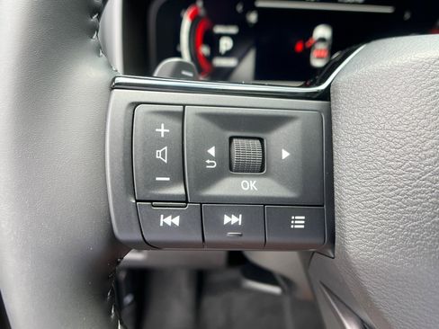 New 2025 Nissan Rogue SL w/ SL Premium Package image 33