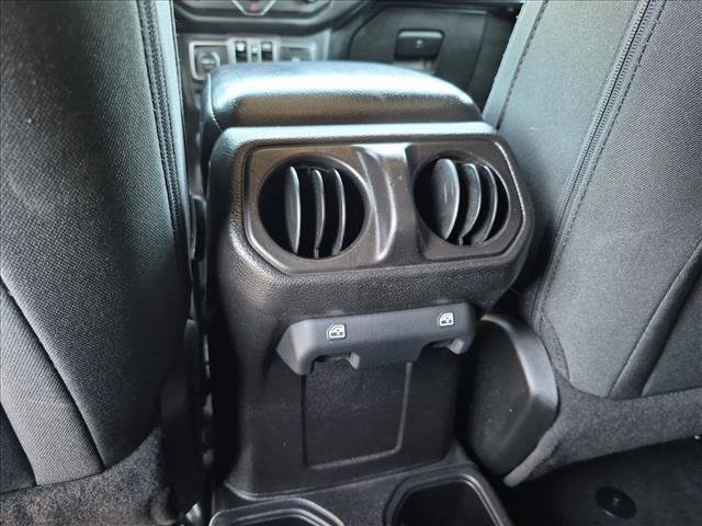 Used 2018 Jeep Wrangler Unlimited Sport S AWD/4WD image 16