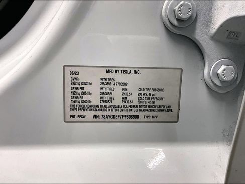 Used 2023 Tesla Model Y Performance AWD/4WD image 35