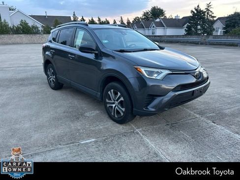 Used 2018 Toyota RAV4 LE w/ All Weather Liner Package AWD/4WD image 4