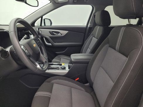 Used 2024 Chevrolet Blazer LT w/ Convenience Package FWD image 17