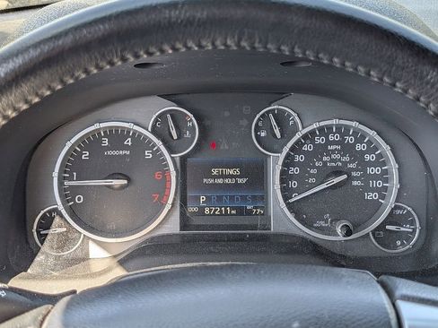 Used 2016 Toyota Tundra Limited image 21