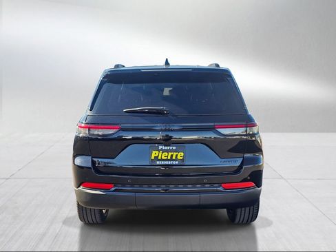 New 2025 Jeep Grand Cherokee L Limited w/ Black Appearance Package image 5