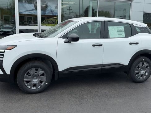 New 2026 Nissan Kicks S w/ Charging Package FWD image 3