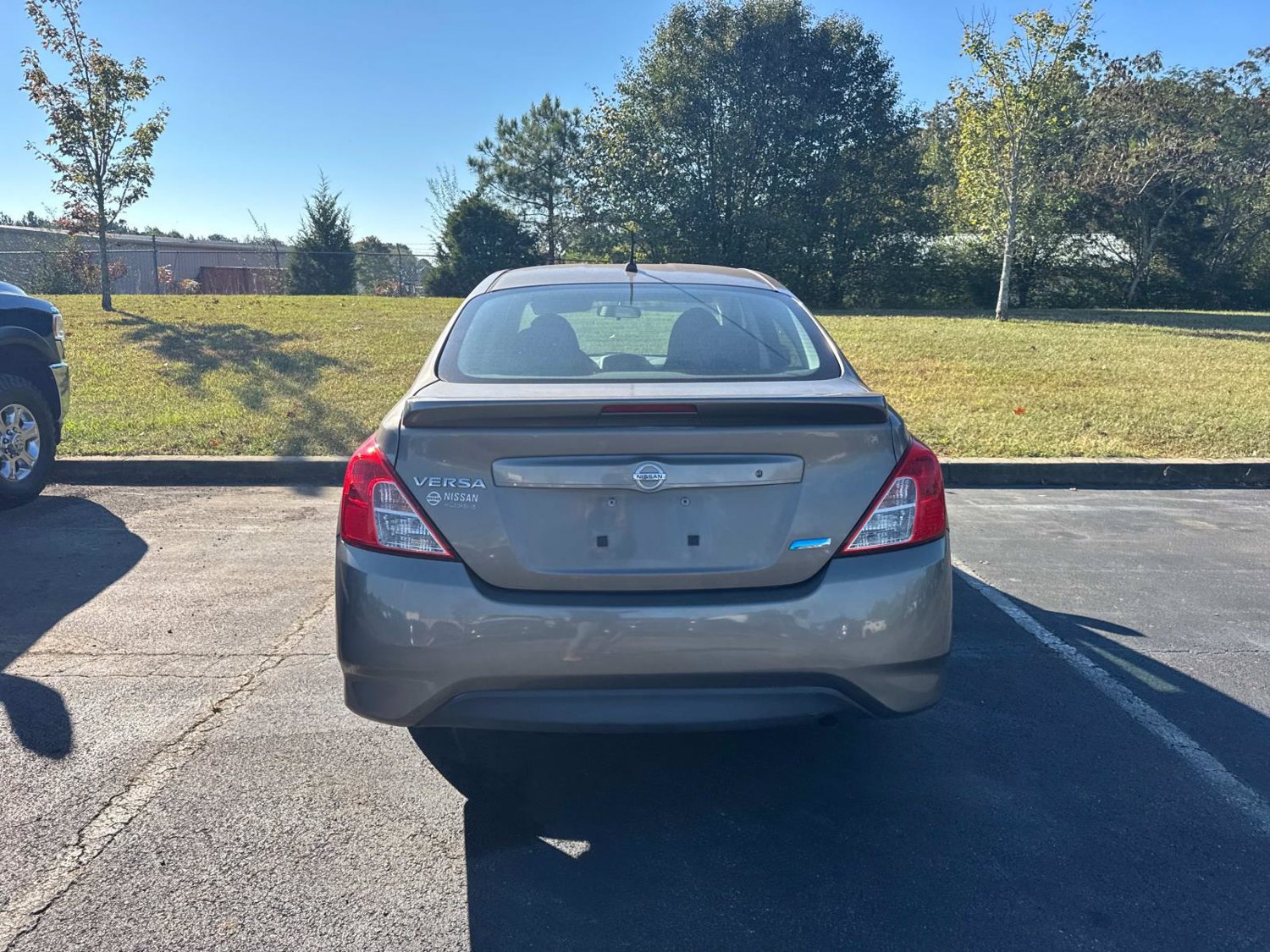 Used 2015 Nissan Versa S Plus FWD image 13