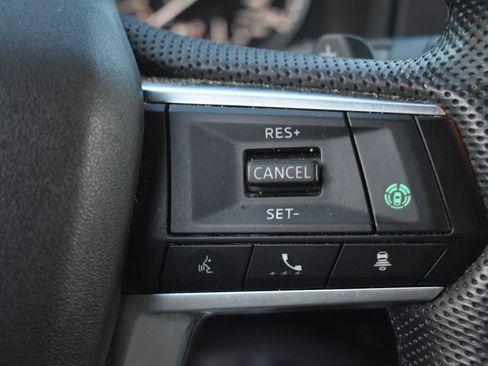 Used 2023 Mitsubishi Outlander SE image 28