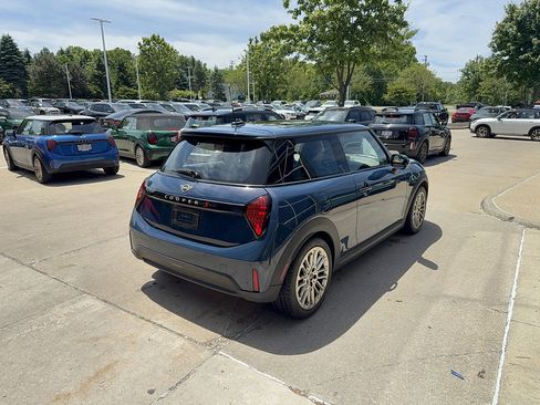 Used 2025 MINI Cooper S FWD image 4