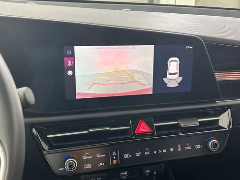 Used 2024 Kia Niro Wind image 23