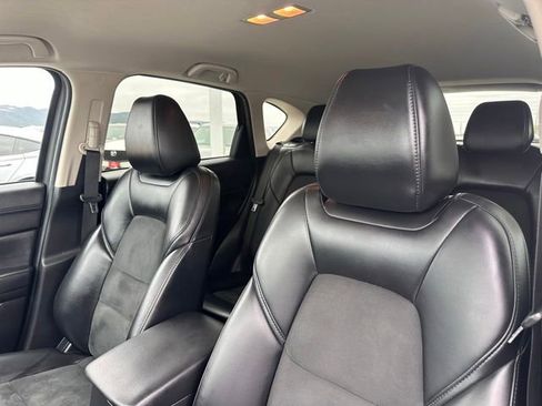 Used 2020 MAZDA CX-5 Touring FWD image 18