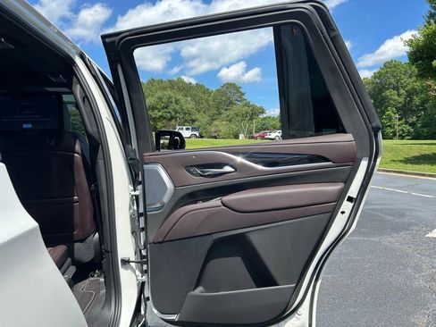 Used 2023 Cadillac Escalade V w/ LPO, ONYX Package AWD/4WD image 60