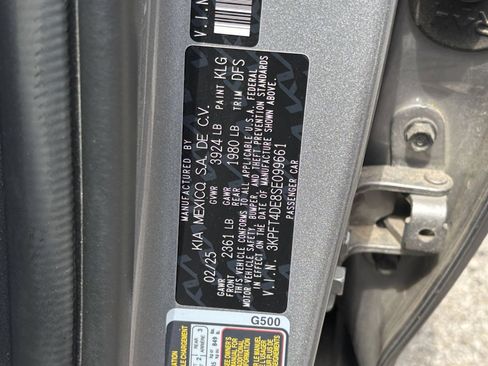 Used 2025 Kia K4 FWD image 23