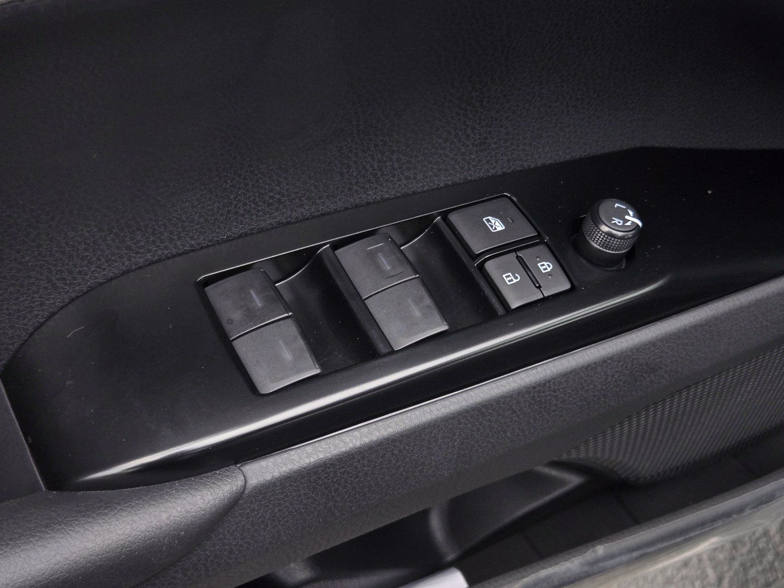 Certified 2026 Toyota Camry SE FWD image 10
