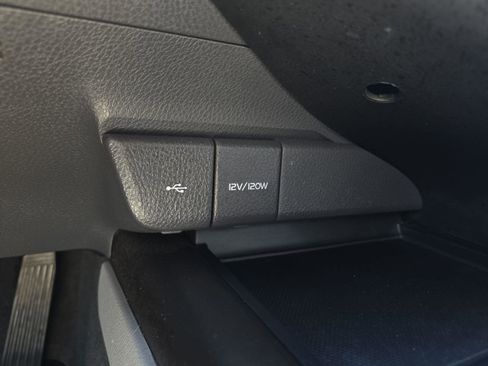 Used 2022 Toyota Camry SE image 22