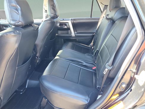 Used 2018 Toyota 4Runner SR5 image 11