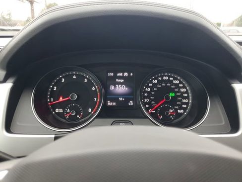 Used 2021 Volkswagen Atlas SE w/ Towing Package image 19